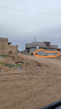 قطعه ارض ١٠٠ متر 5*20.  ابو عظام خلف بيوت سيد فارس القطعه بصف البيت ال...