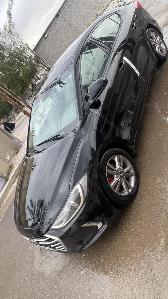 سلام عليكم النترا البييع مستعجل
نقد و ترهم قساط .......
سياره بيهه ضربه جامله و بنيد بدون دواخل ولا يرباك السياره كبل الشارع نضيفه الدرجه 
***********
