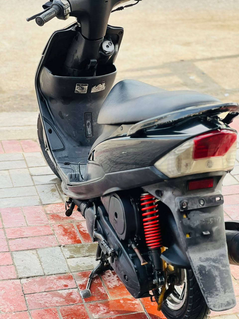 سلام عليكم دراجه ماكس عدله للبيع
دراجه كفاله عامه اي نقص مابيه 
برغي مامفتوح ببه صارله 4 اشهر طاله 
الكفرات الصليه موجوده لون ازرك + الوياله الصليه همات +صالنصه رياضي الشراي يتفضل سعر مناسب كلش
***********
متواجد واتساب 
العنوان كربلاء الحر قرب مستشفى التركي
