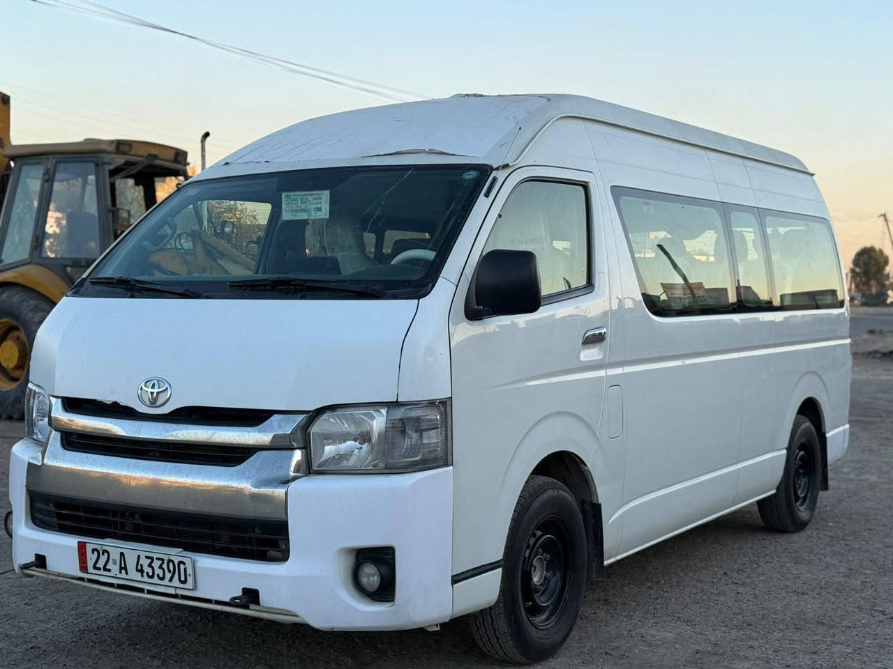 سلام عليكم هايسة موديل 17خليجي رقم اربيل دولي تحويل مباشر فقط جنطة مصبوغة وبارد شي بسيط دوشمة جديدة تخم تاير جديد حدادية جديدة مكاني بغداد حي نصر اتصال ***********
