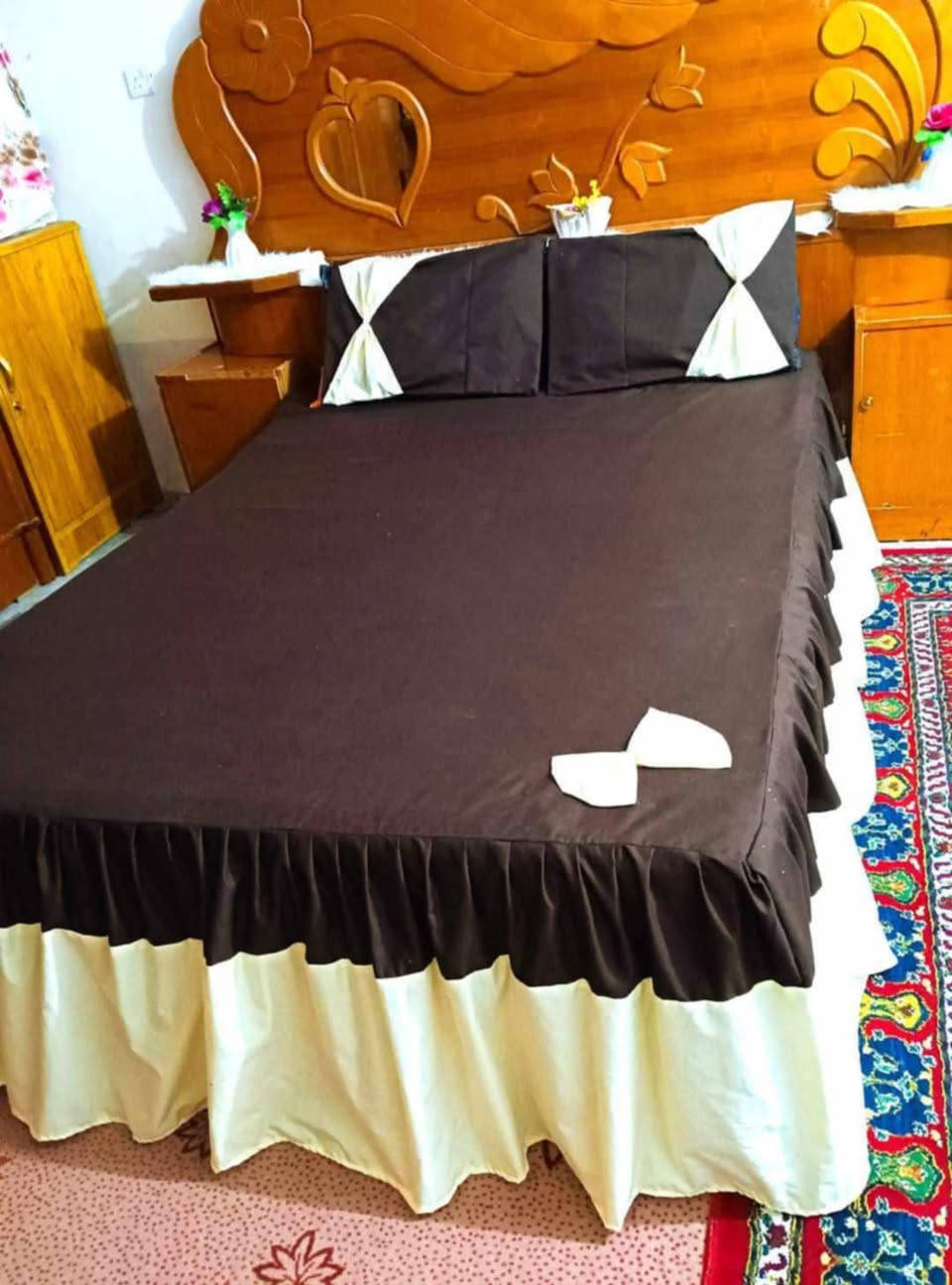 فرشات حسب الطلب والذوق والجمال الزبونه


**إذا كنت صاحب هذا الإعلان وتريد حذفه لأي سبب، رجاءا أرسل رسالة إلى الدعم الفني**