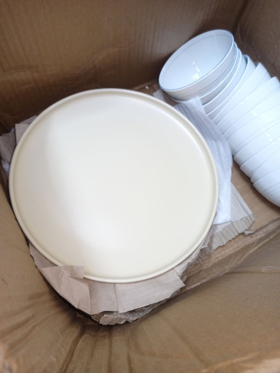 مساء الخير عندي هاي الكرتونه جديد
الي تريدها كلها سعرها ٤٩
والي تريد قطع مفرد عادي
بيها شغلات ثخينه اصليه تجنن والله بالسوك تلكون هاي الاصحن القطعه ب ٧
الي تريدها تراسلني خاص او ع واتساب
مكاني العامريه
الي تريد تجي لسوك الفلوجه تأخذها عادي


**إذا كنت صاحب هذا الإعلان وتريد حذفه لأي سبب، رجاءا أرسل رسالة إلى الدعم الفني**