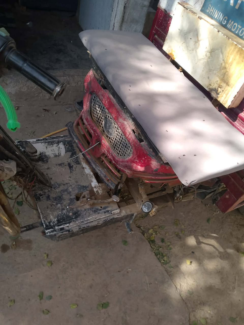ستوته شحن ومحوره بانزين سلف هندر شغال ولكشر كدام لعين
مكانه بعقوبه  كاطون الرحمه


**إذا كنت صاحب هذا الإعلان وتريد حذفه لأي سبب، رجاءا أرسل رسالة إلى الدعم الفني**
