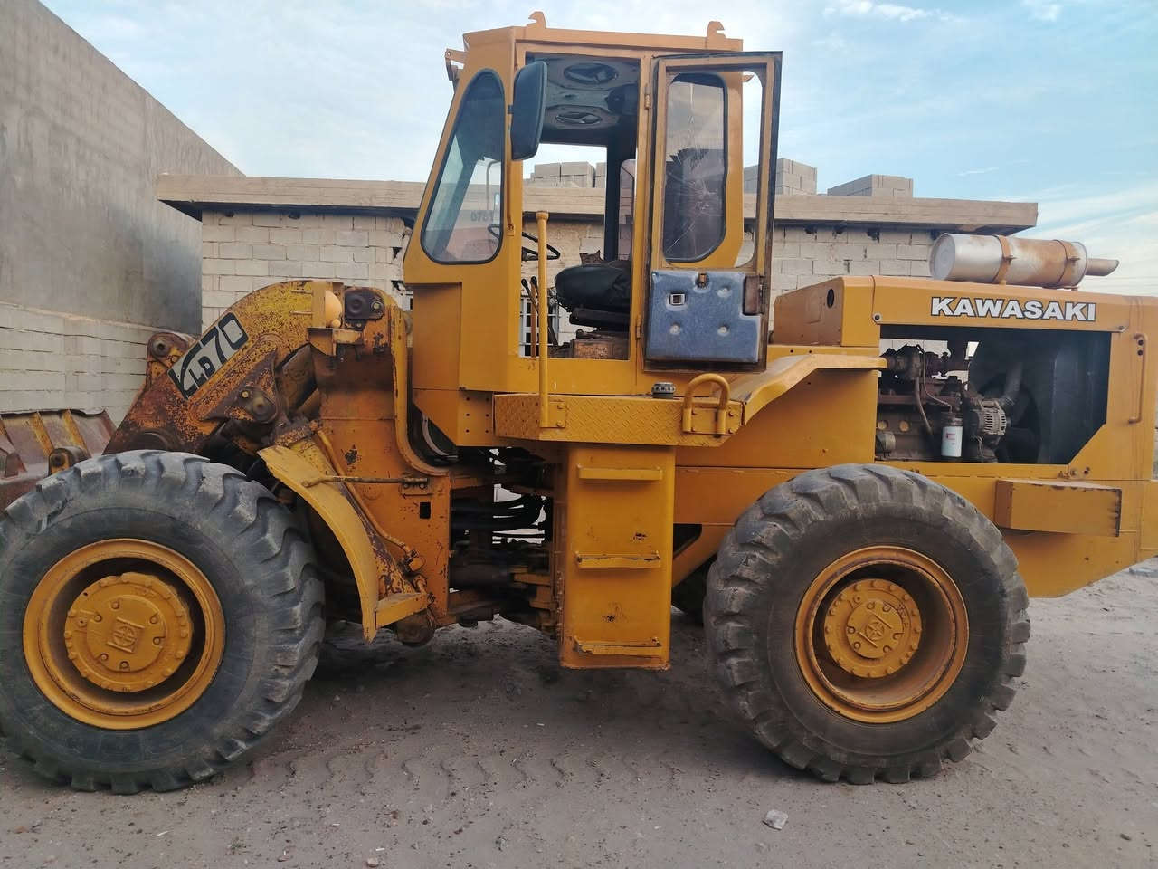 شفل ٧٠ البيع مكانه الكرمه (***********)
