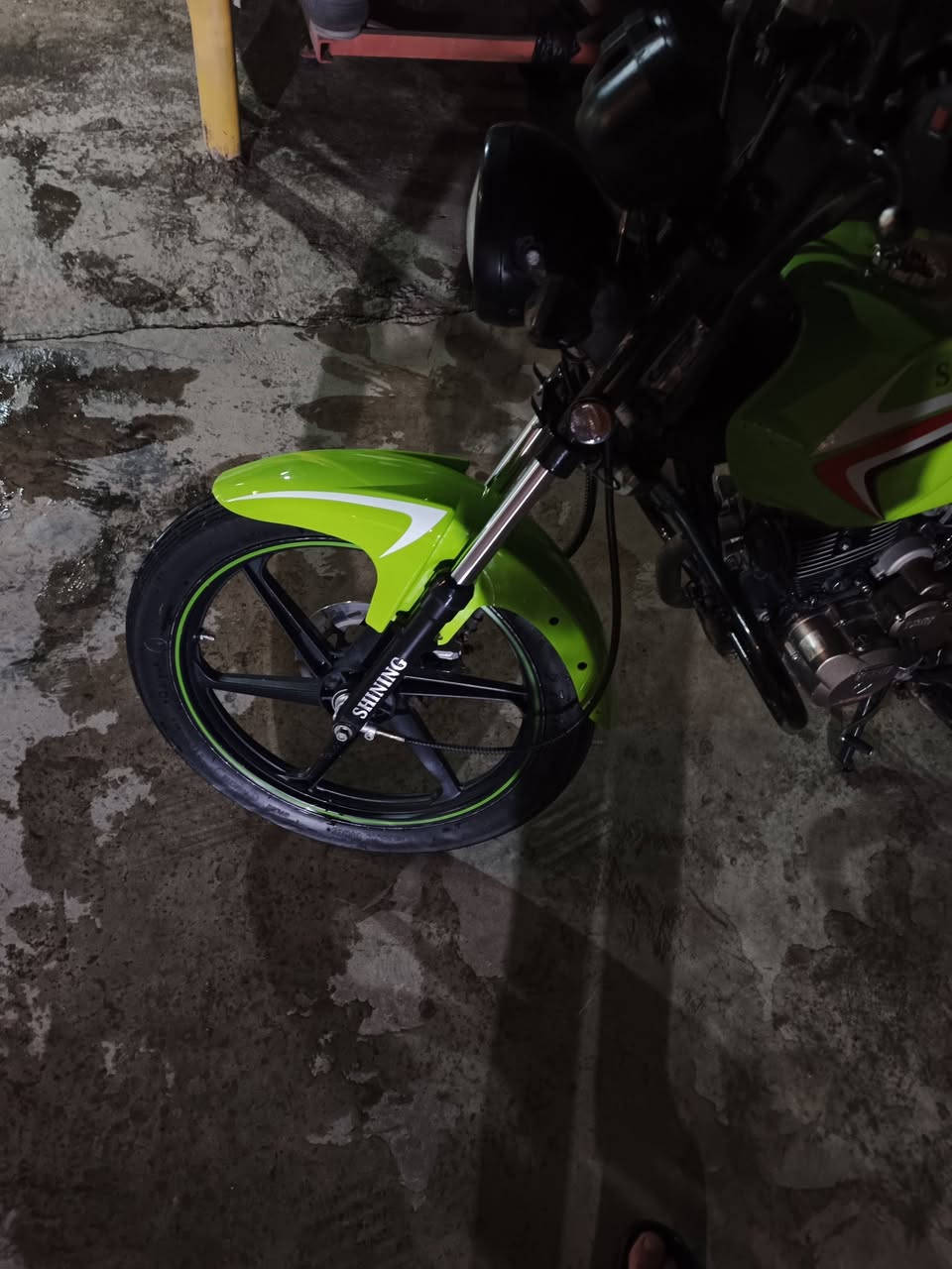 سلام عليكم دراجه شاينك مرقم تحويل ثاني يوم للبيع موديل 23 مكفوله من تاير لتاير وزوج تايرات جدد محرك ممدوده سبانه عليه كهربايات شغاله اي نقص مابيه الشراي يتصل سعر السعر 1,700
***********
