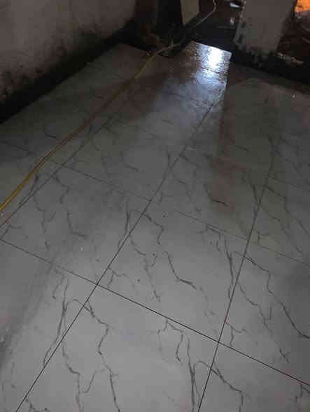 هيكل للبيع زراعي مشمول بقرار التمليك منطقة الحمزلي مقابل كراج بغداد
100 متر طابقين يحتوي طابق الاول كراج استقبال مطبخ وصحيات وغرفة نوم والطابق الثاني غرفتين نوم وصحياتي وهول داخلي صغير كامل بي لبخ بياض كاشي كهربائيات مجاري سحب كهرباء وماء كامل النقص بي ابواب وشبابيك وسقوف وشتايكر
للاستفسار عالخاص او اتصال بالرقم ***********
