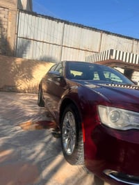 كرايسلر 300 • ٢٠١٩ • فتحة سقف بانوراما