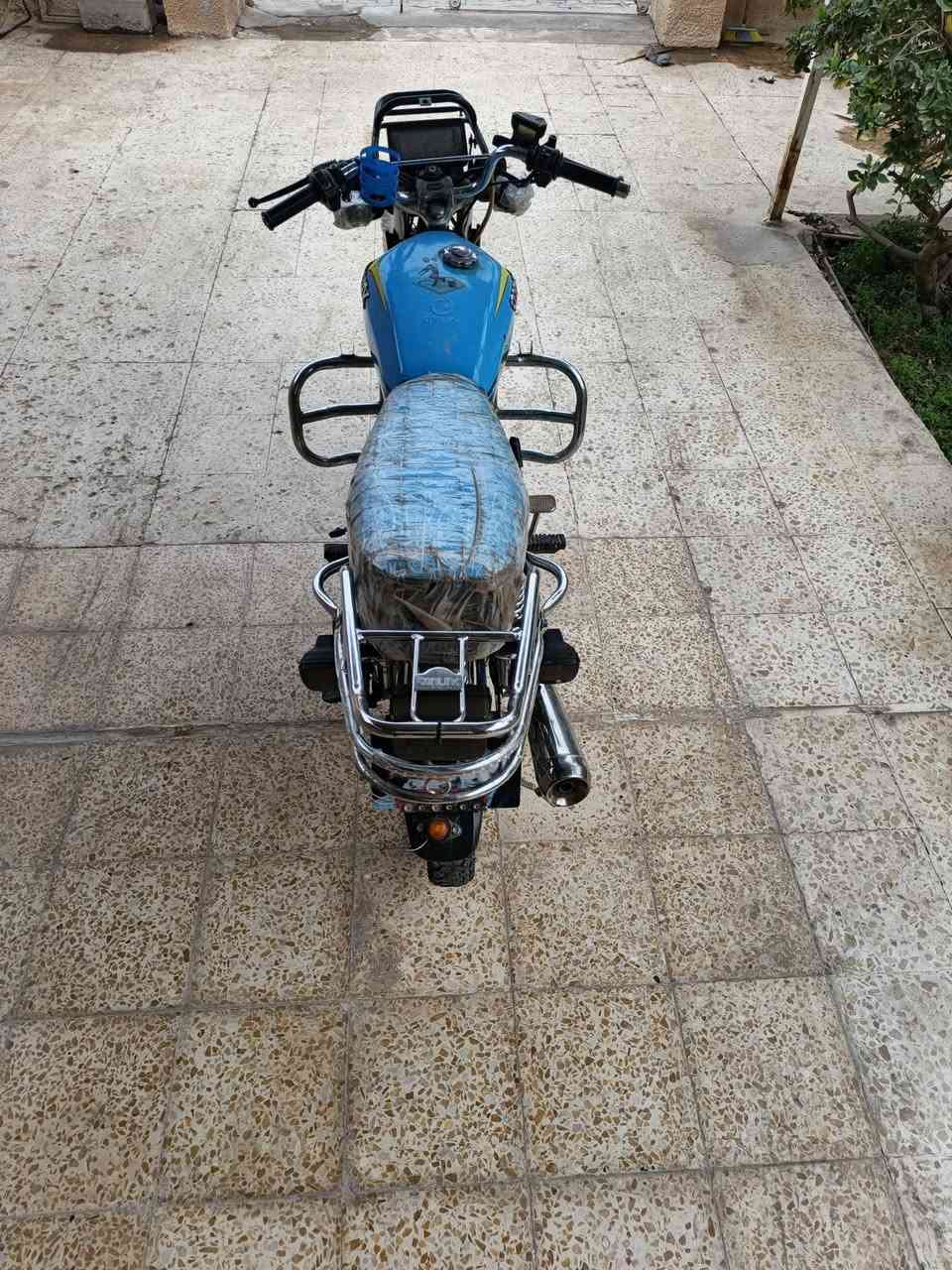 سلام عليكم
دراجه موديل 2024كلها بلاديه وشغاله ونضيفه حيل

السعر ٦٠٠ بيها مجال مجال 

بيها منضومه نشرات متكامله 

***********
محرك 200
