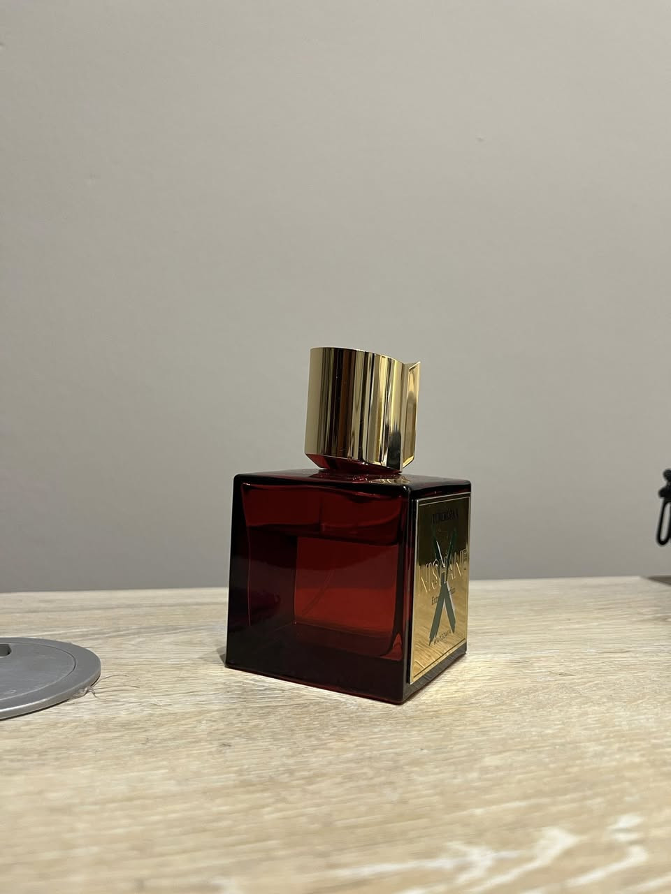 السلام عليكم
ايتاليكا مستخدم 10 مل 
ماستر مع العلبة
السعر ١٠٠$

توبيروزا اكس متبقي ٧٥ مل
ماستر بدون العلبة
السعر ٨٥$

لي ليون ١٠ مل + انجل شير ١٥ مل
السعر ٦٥$


**إذا كنت صاحب هذا الإعلان وتريد حذفه لأي سبب، رجاءا أرسل رسالة إلى الدعم الفني**