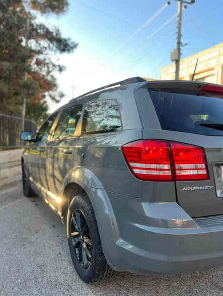 عربي// للبيع فقط 

Dodge Journey 2020

•صفحة السكن و الصقف صبغ 
• بي دواخل شويه 
• إرباك سيستم 
• أربع سلندر ، محرك ٢.٤
• سنوية جديد 
•{ ٩٨} ألف كم ماشي 
• ٣ مقاعد + تبريد مركزي 
• سيارة مرتب 
• سعر/ $ ١١٥٠٠  بها مجال قليل
رقم: ***********

کوردی// تەنها فرۆشتن 

Dodge Journey  2020

• سەفحەی لای سەکن +
سەقف سبوغ 
• تۆزێک ناو دەرگای هەیە 
•ئێرباگ سیستەم 
•چوار پستۆن + مەکینە ٢.٤
• سەنەوی نوێیە 
• (٩٨) هەزار کم چووە 
• سێ ڕێز کوشن+ تەبرید مەرکەزی
•  هەیکەلیکی جوانی هەیە 
•نرخ /  $ 11500
 مەجالێکی کەم
ژمارا: *********** أربيل
