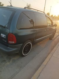 موديل ٢٠٠٠ • محرك ٣٣٠٠ • جير كهربائي