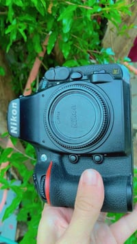 نيكون 810 • عدسة 85 1.8 • مستخدم شوية