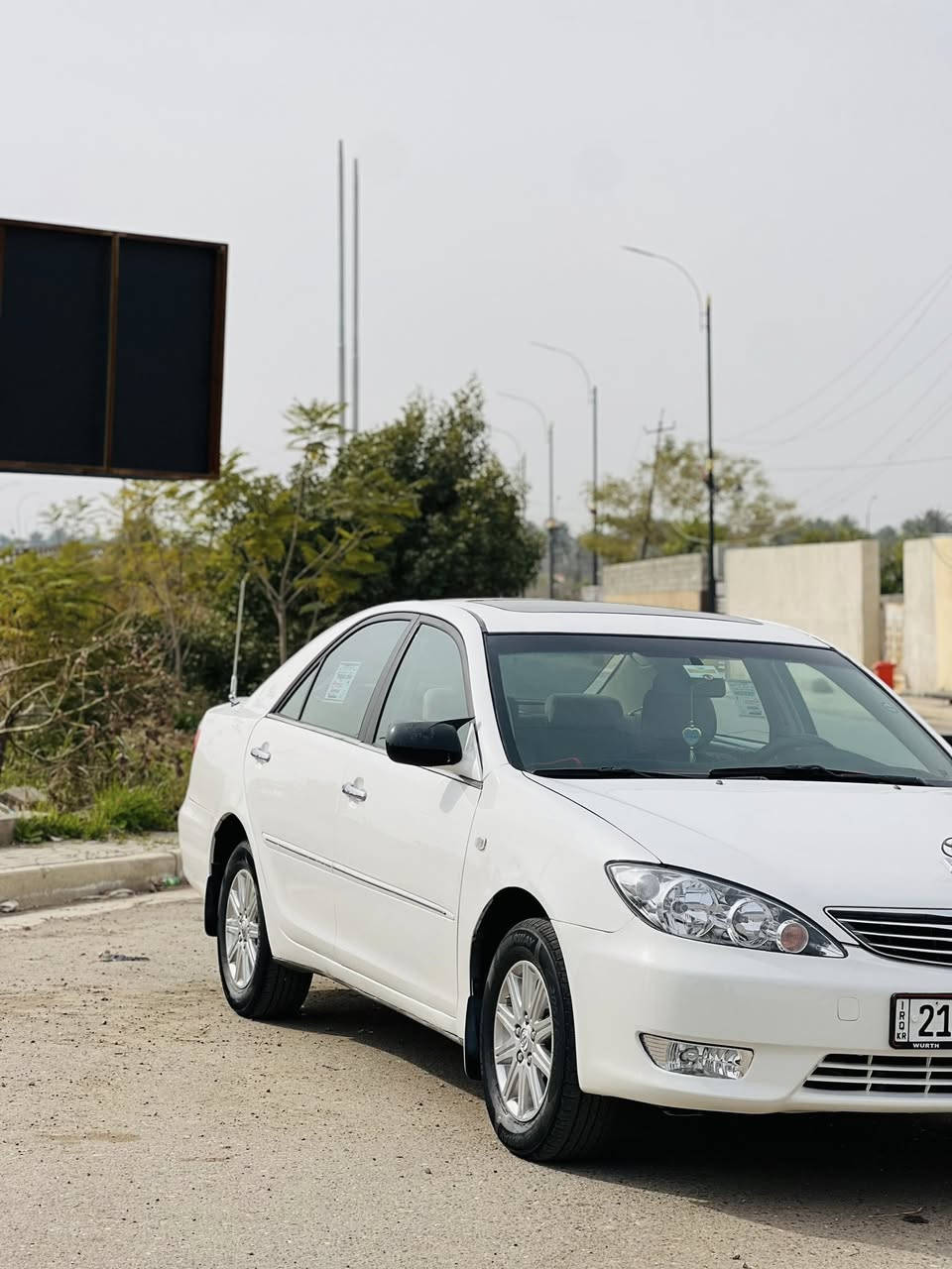 سلام عليكم للبيع          السعر 98
———————————
كامري 2006 ، خليجي ، رقم سليمانيه ، دولي ، تحويل مباشر ، محرك 4 سلندر ، 2400 ، محرك ، كير ، صدر ، كفاله ،تخم تاير ، كهربائيات كلها ، شغاله ، سلايت روڤ
بيها صبغ 4 قطع بدون دواخل ، سياره حلوه وجاهزه ، 
العنوان / صلاح الدين قضاء الضلوعيه 
عيسى الطائي / ***********
