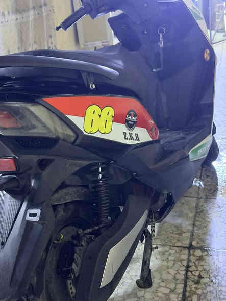 دراجه شحن للبيع 6 بطاريات مسطره السرعه الحقيقيه 73 السعر 550 ألف بي مجال بسيط العنوان شارع فلسطين تقاطع الصخره قرب فلافل علي دبل 
***********
