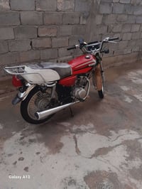 تايكر • اوراق • ٢٣