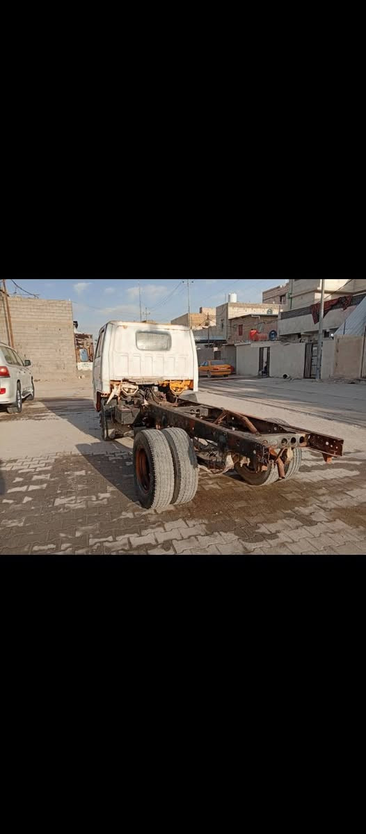 اسلام عليكم ازوزه موديل ٩١ جاهزه بيهه مكينه ٣٢ مستوبيشي سياره بدون رقم السعر ٢٢ ورقه العنوان بصره رقم الهاتف ***********
