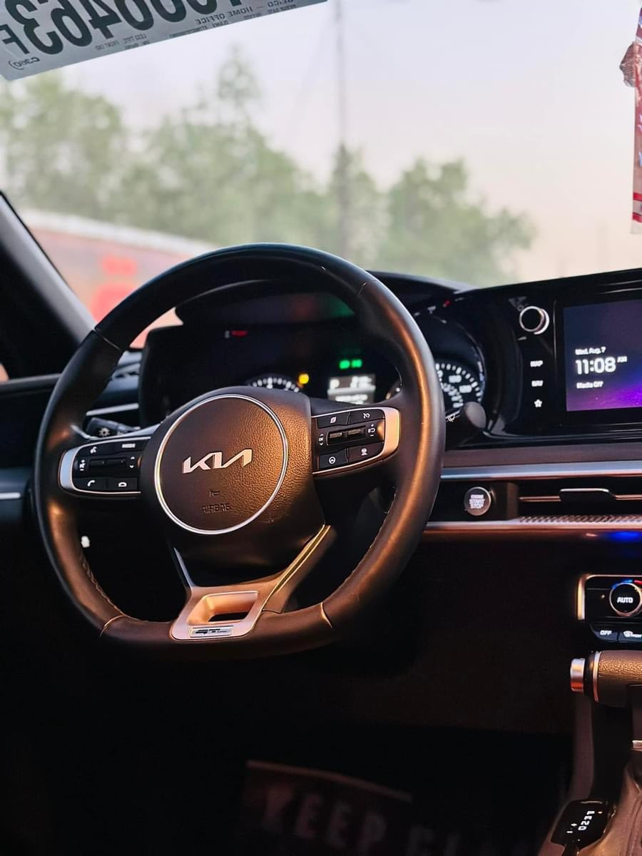 السلام عليكمً...
كي فايف للبيع 
ماشيه 26الف مايل
كير مكينه مكفولات 
رقم بغداد  جديد بأسمي  
Kia K5 2023 GT line
محرك 1.6 تيربو حادث صندوك 
***********
