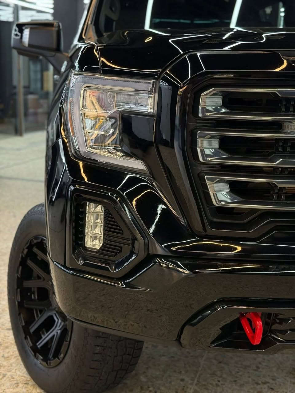 GMC. at4
موديل2022
محرك 6200

فول موصفات
ماشيه20 الف جديده كلش جديده
ضرر بصيط بابتين مبدلات نفس الون بدون صبغ 
رافكنتري اصلي ويلات وترفيعه ويل كب

السعر رسلني وتدلل ترهم مراوس 
فقط وتساب ***********
