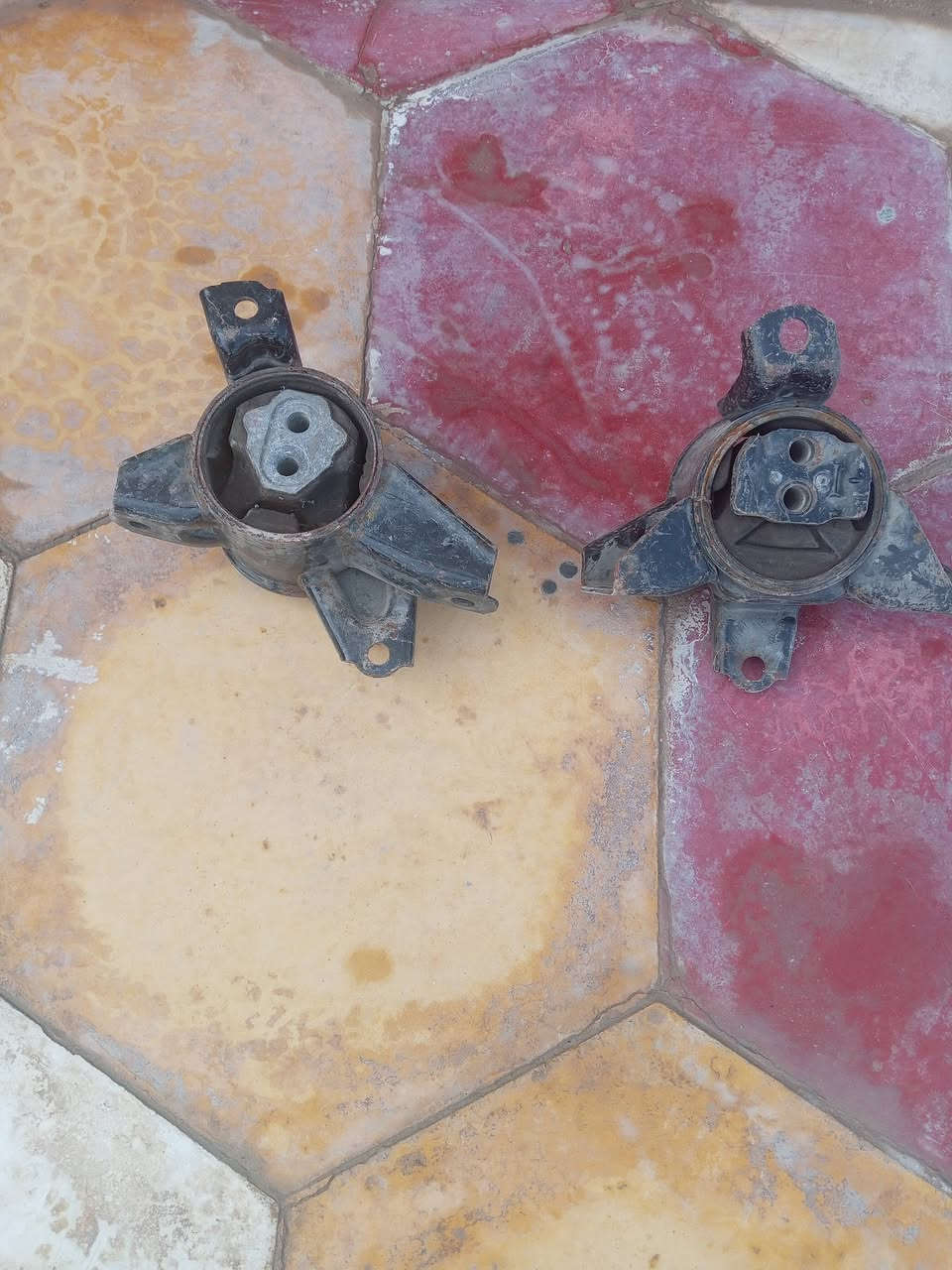 السلام عليكم أغراض أغراض كيا سيدونا للبيع كشن أمامي صندوق تكايه دجات زوج تايرات للاستفسار٠
***********
