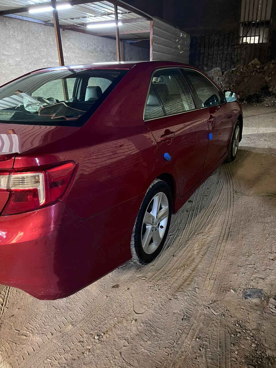 السلام عليكم.
كامري موديل ١٢
وارد أمريكي 
ضرر جاملغ ايمن فقط 
مواصفات se
ماشيه ١٢٧
رقم بغداد 
العنوان بغداد الدوره 
للبيع او امراوس 
***********
