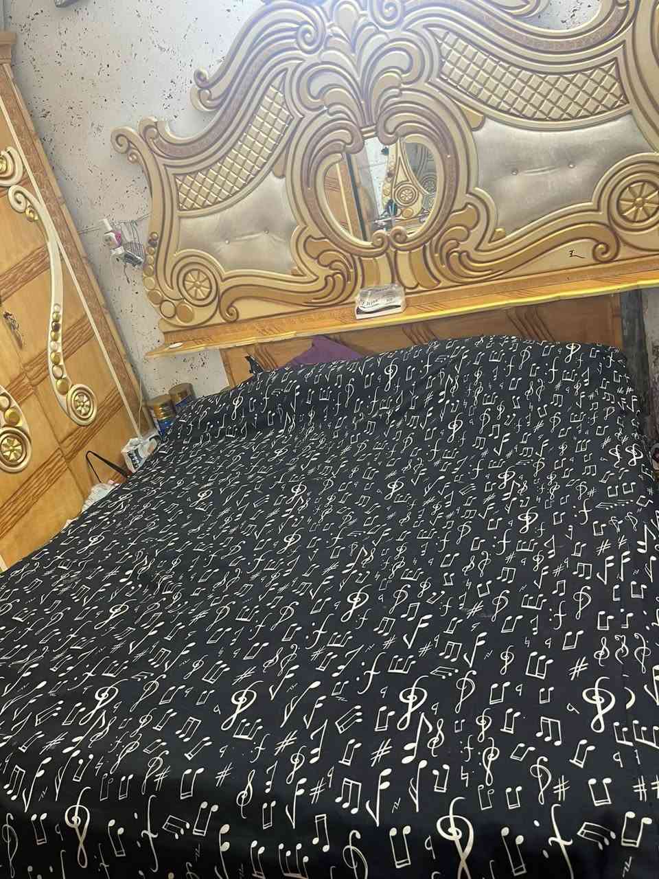 السلام عليكم 
غرفه نوم لبيع  صاج عراقي ستعمال قليل نقص يدات بس


**إذا كنت صاحب هذا الإعلان وتريد حذفه لأي سبب، رجاءا أرسل رسالة إلى الدعم الفني**