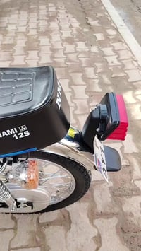 شباب دراجه للبيع سكنر بمليون وبيها مجال 07746438495