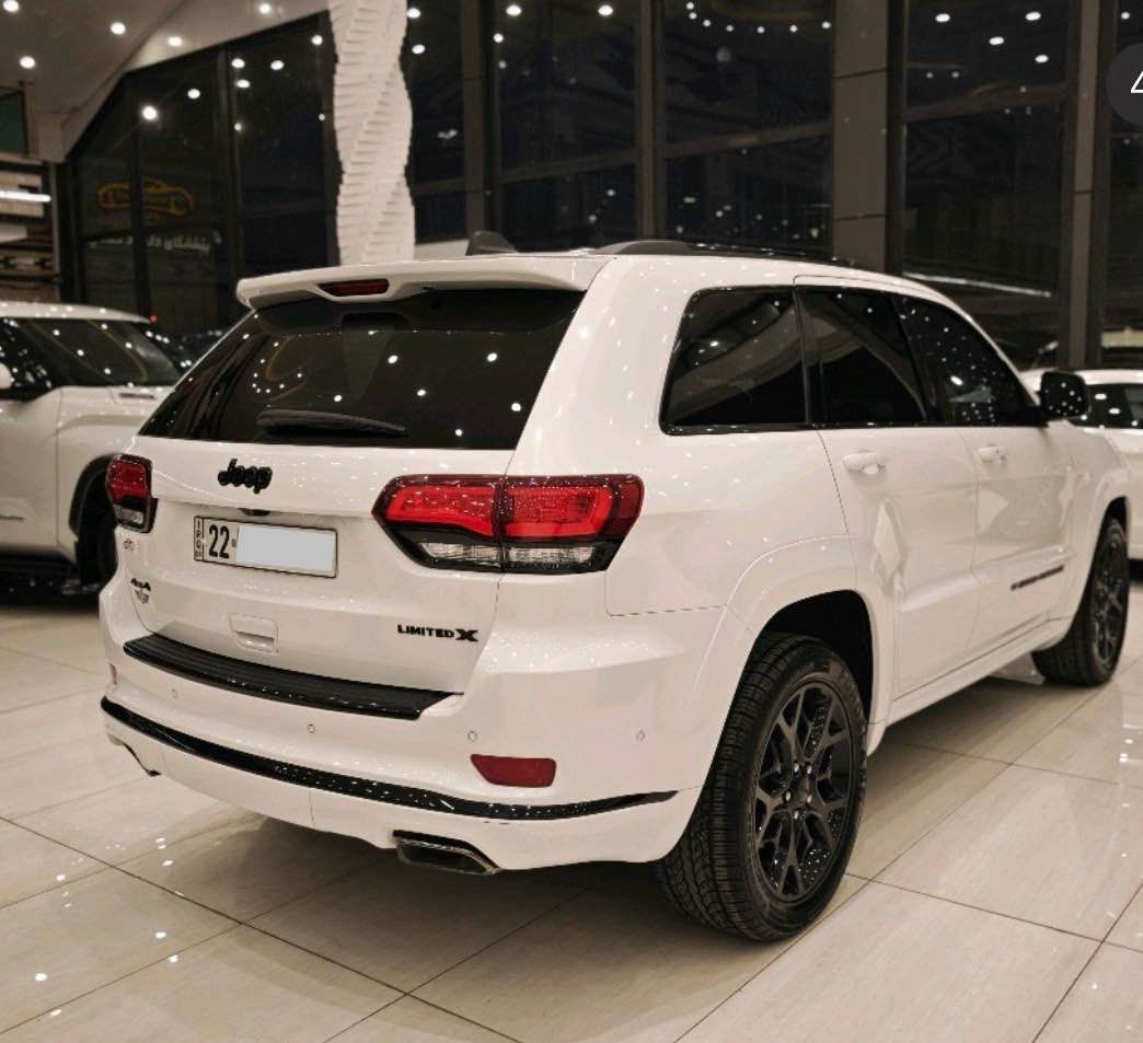 السلام عليكم

جيب كراند شيروكي 2022 LIMITED X

مواصفات  

رادارات امامي و خلفي + مراياة

بلاك اديشن

بانوراما

٦ سلندر حجم ٣.٦ مرغوب

كلين دعاميه لدعاميه مكفوله

٣٤ الف مايل ماشيه

السعر : ٤١٥ 

للاستفسار : *********** أربيل, العراق
