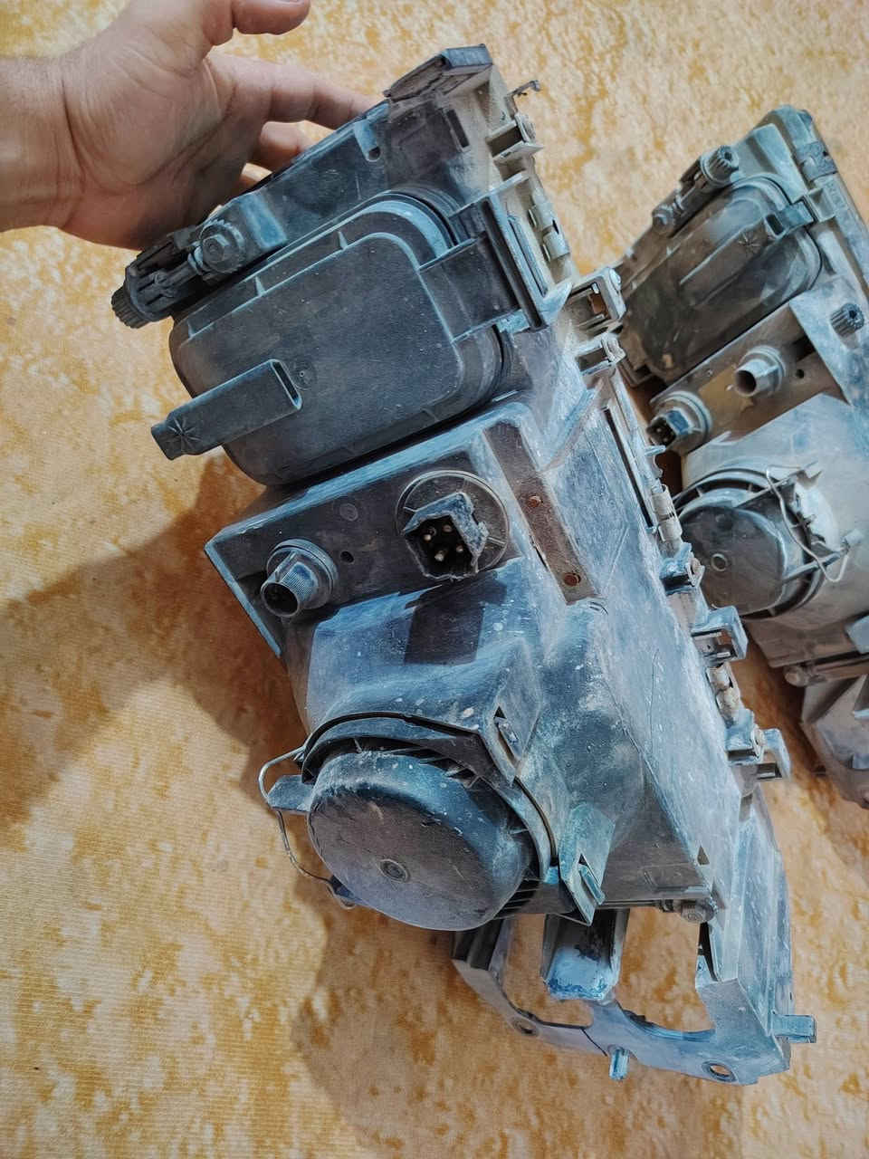 لايتات حجم 940 جدد نظاف رايدهن ب80 ألف مكاني نجف ***********
