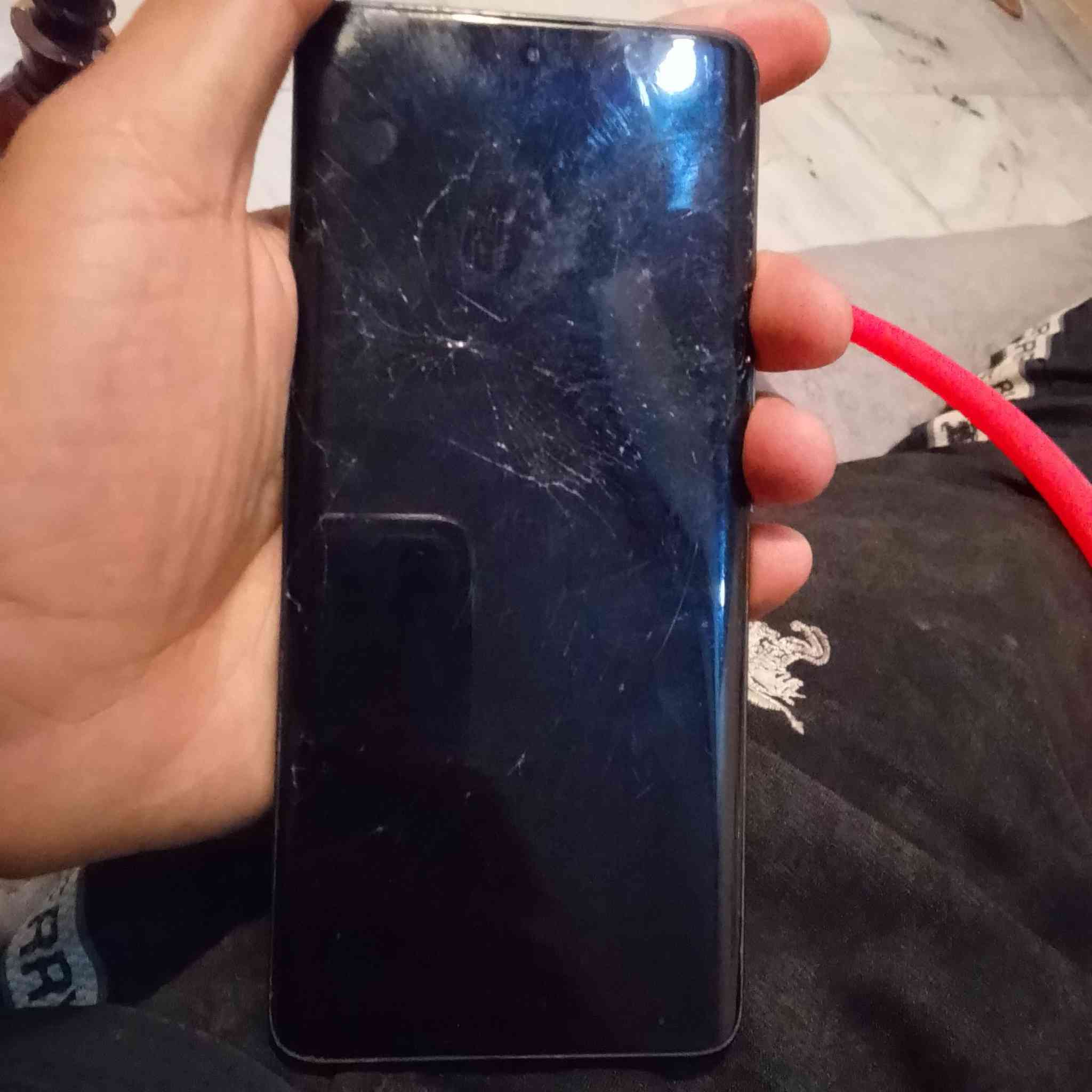 السلام عليكم اخوان جهاز ريدمي نوت 14 برو 5G المشكله طفه وحد أخذت ابو صيانة  فتح وشاف كال هذا معالج عطل لو ايسي مدري شنو سماها وتصليح مامتوفر يمي للبيع قيم بلي يرضي الله واخذ


**إذا كنت صاحب هذا الإعلان وتريد حذفه لأي سبب، رجاءا أرسل رسالة إلى الدعم الفني**