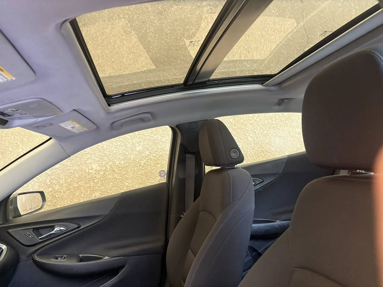 سلام عليكم من رخصة الادمن المحترم ماليبو LT ماشيه 32 بدون صبغ بيه BDRبصيط مئشرلك عليه مكاني الحارثيه ***********
