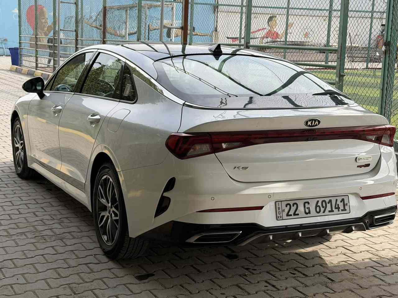 السلام عليكم . كي فايف موديل 2021 وارد خليجي وكالة نيم فول مواصفات 1/1 اعلى مواصفات مكفولة من الصبغ والتبديل ماعدا بارد شبر فقط براس الجاملغ الامامي والباقي كفالة مواصفات . بصمة بانوراما كشنات جلد تدفئة وتبريد بالكشنات كرسي كهرباء حساس امامي خلفي شحن واير ليس تبريد قطعتين مكينة 2000 دوش رقم اربيل باسمي . اخوان السيارة كلشي بيهة على وضع الشركة كير مكينة تبريد صدر كلة بلادي سيارة جديدة وبالخير التصير من نصيبة السعر 178 وبيهة مجال بسيط مكاني بغداد العامرية ***********
