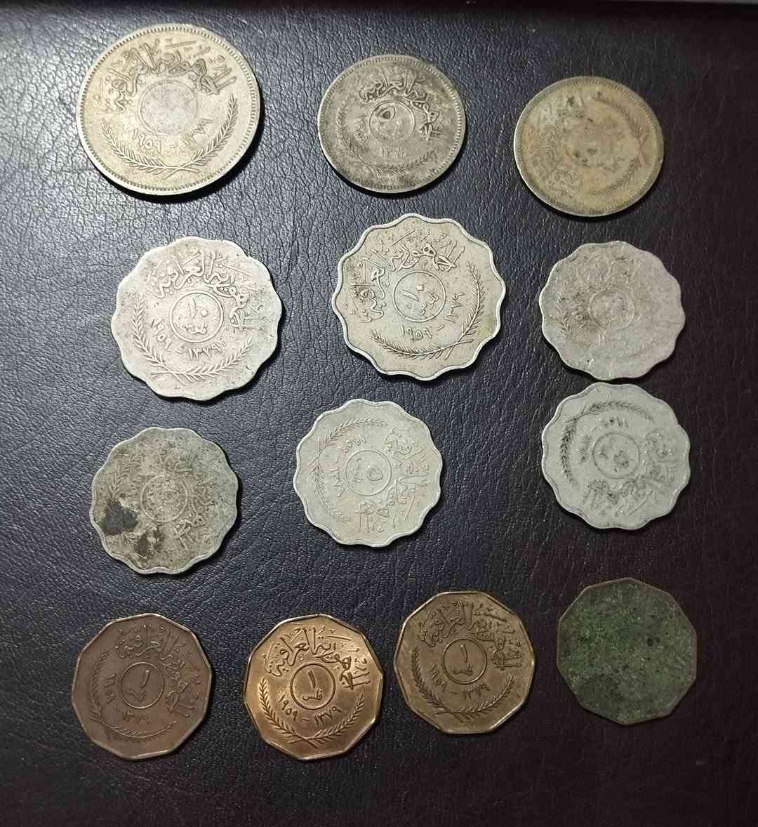 13 قطعة شعار  100فلس  و2 درهم فضة. 22 الف


**إذا كنت صاحب هذا الإعلان وتريد حذفه لأي سبب، رجاءا أرسل رسالة إلى الدعم الفني**