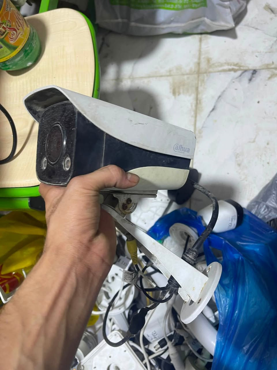 سلام عليكم عندي ١٢ كامرة نوع ip نضيفات متعدده الأصناف نظام كامل بدون وايرات فقط مكاني بصرة 
***********
للبيع انطي سعرك وآخذهم
