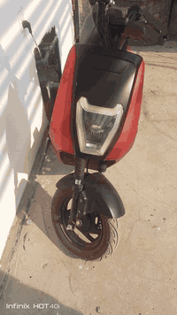 السلام عليكم دراجة شحن خمس بطاريات حالة جيده عارضها 400 وبيها مجال العنوان حي الجهاد للاستفسار ***********
