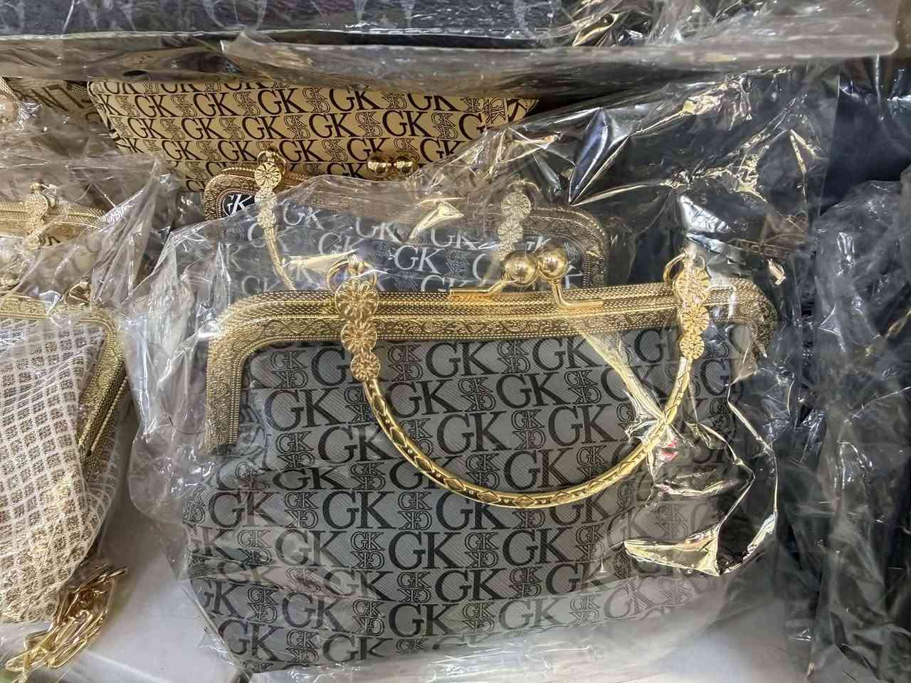 سلام عليكم جنط للبيع  كميه خير من الله  سعر خاص


**إذا كنت صاحب هذا الإعلان وتريد حذفه لأي سبب، رجاءا أرسل رسالة إلى الدعم الفني**