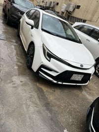 للبيع كورلا اس فول موديل ٢٣ هايبرد وارد صين علامه زركه ماشيه ٣١ الف دا...