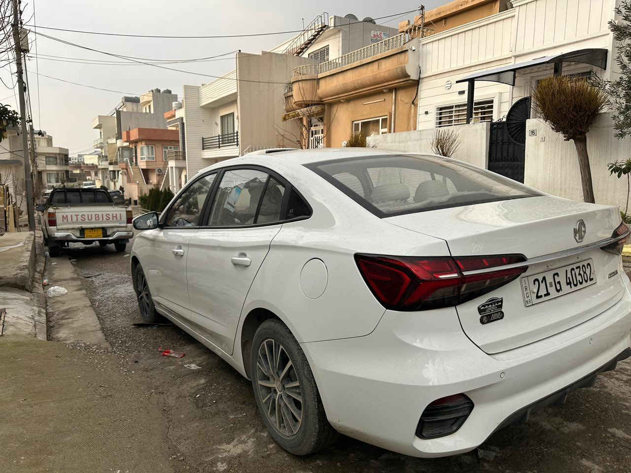 MG5 / 2025 /. 113$
مواسەفات کۆمفۆرد 
زەمانی شەریکە 
بی بۆیاخ 
بیسارد 
شاشەوبەسمەو حاسە
ئۆتۆ هۆلد
بریک بەسمە 
دو چالی هەیە
***********
