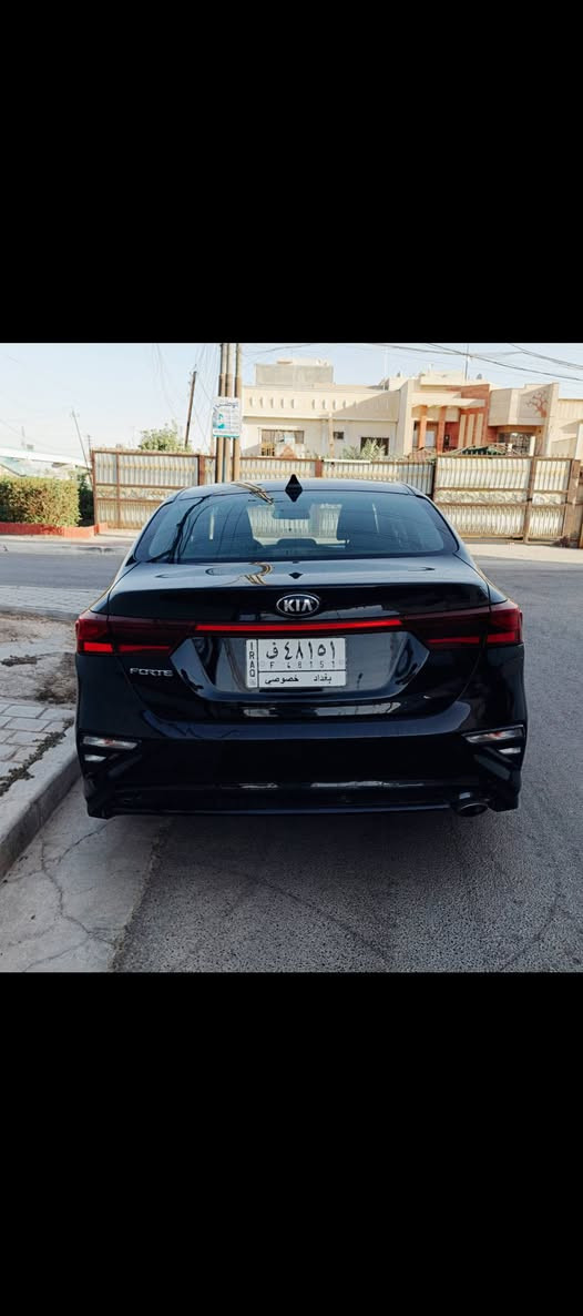 فورتي 2019 نص فول
حادثها باب وجاملغ عكس السايق خلفي والجاملغ الامامي سرقة 
السيارة ليبل واحد مابيها اي قطعة مبدلة والسونار موجود ماشية 80 الف ميل وقابل للزيادة 
محرك 200 دوش ( المرغوب) تگدر تحوله غاز 
گير cvt مكبر البراد مالته 
السيارة عليها نانو سيراميك 6 طبقات ضمان 4 سنوات وكل 6 اشهر ادامة مجاناً ( بوليش مع نانو سيراميك مع غسل السيارة) 
السيارة بيها ملاحظات بسيطة 

تفاصيل ***********
مكاني بغداد
