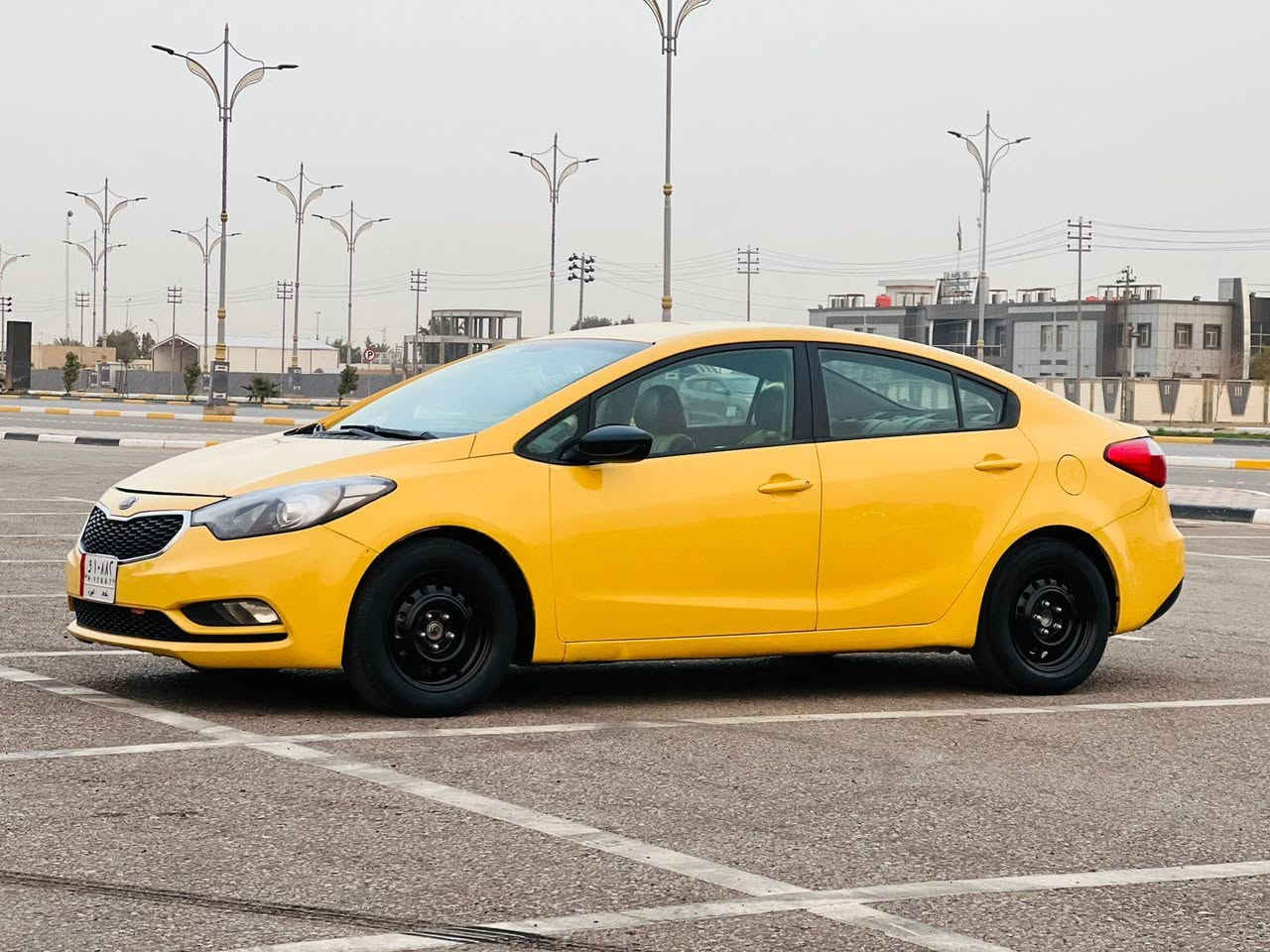 السلام عليكم للبيع كيه فورتي مديل 2015 وارد امريكي حادثه هلال خلفي مكينه كير حداديه جديده تبريد ثلج شاشه جبيره  سستم دمام كامره دواره حساسات خلفيه تخم تاير جديد مكينه2000 لا صرف ولا تبخير  السياره جديده وجاهزه من كلشي السعر 107 مكان السياره كربلاء الستفسار اكثر عل رقم***********/‏‪***********‬‏
