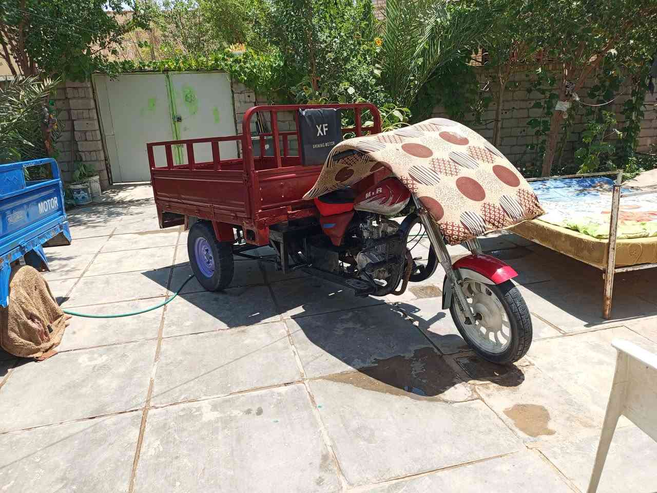 لبيع كلك موديل 14كاتب بس عن سرقه ستوته حلوه  سعر 800وبيه مجال بصيط انتصال متوازي عله بيعته ***********
