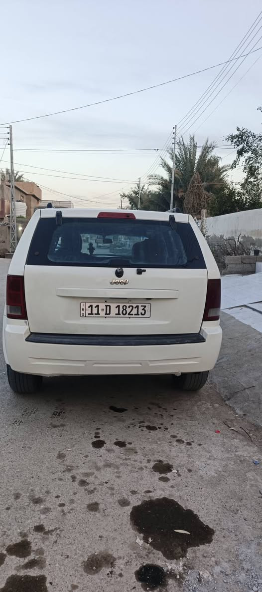 جيب لاريدو ٢٠٠٧ رقم بغداد نكليزي باسمي سنويه ٢٠٢٨ صبغ حزام بدون ضربه داخل مكينه سته سلندر بيها صوت رواجز فقط السعر ٧٨ وبيها مجال *********** مكان ديالى
