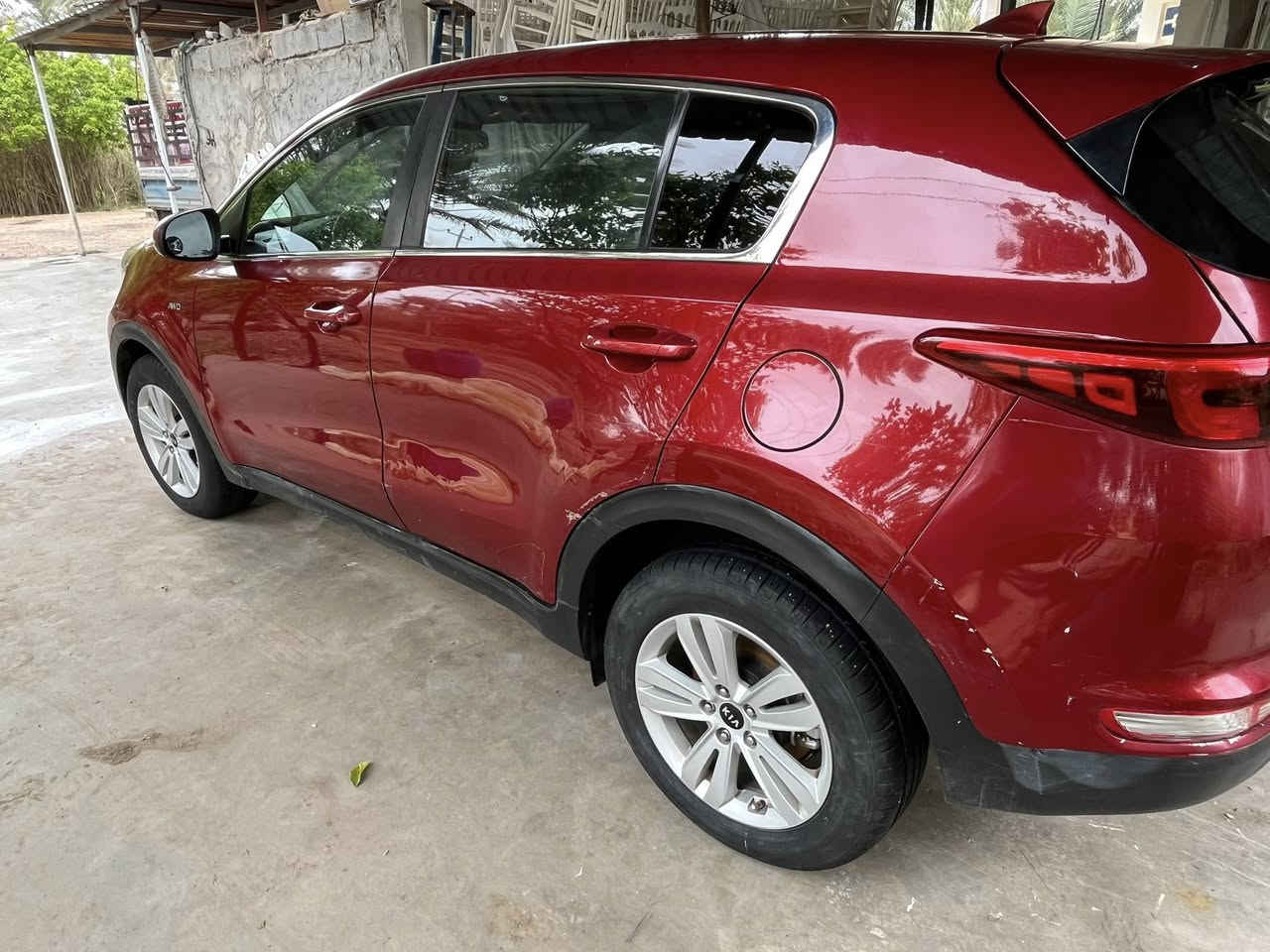 السلام عليكم سبورتج موديل 2017 سياره بيهه جاملغ خالفي صبغ وقبق جنطه مبدل فقط ملاحظة اي شغل جوه ماكو سياره جديده شوفت عينك رقم بغداد داخل سياره جديد تحويل ثاني اليوم عنوان بابل المسيب اي استفسار على هذا رقم *********** أو.   ***********. اني مكلف بنشر
