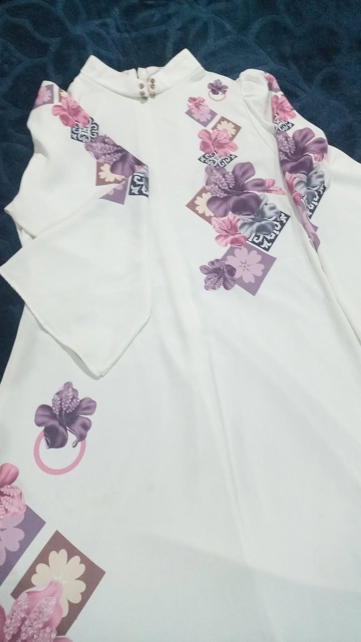 السلام عليكم فساتين مستخدم كلش قليل
اسعار مناسبة 
مخور باله خليجي اخر قطعه يلبس وزن 55 الى 60 السعر 10 والفساتين كل فستان و سعره توصيل متوفر


**إذا كنت صاحب هذا الإعلان وتريد حذفه لأي سبب، رجاءا أرسل رسالة إلى الدعم الفني**