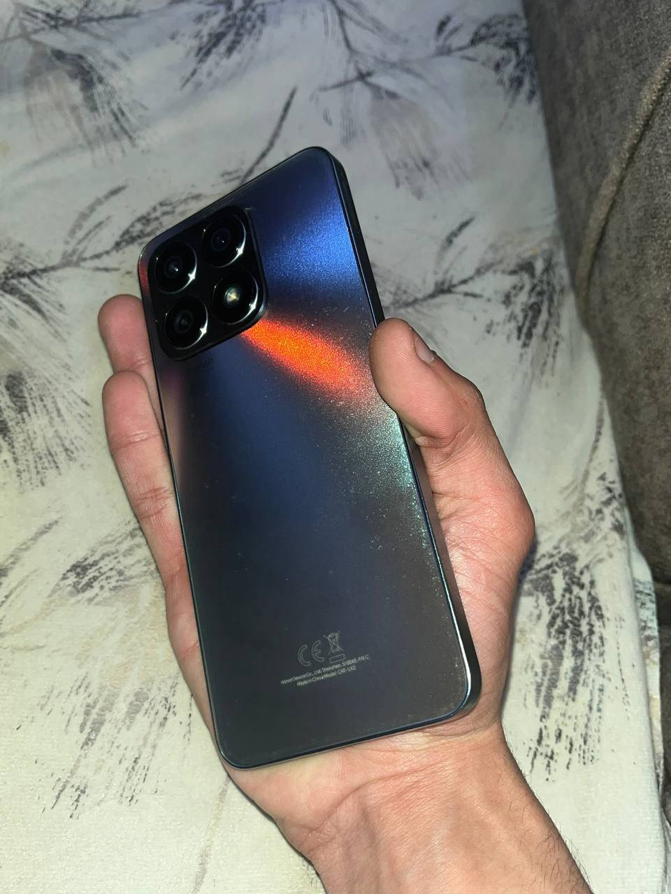 للبيع جهاز HONOR X8a الغني عن التعريف، يجمع بين الأناقة الفائقة وقوة التصوير 📸✨
📱 أهم المواصفات:
🖼️ الشاشة: 6.7 بوصة LTPS LCD بدقة FHD+ وحواف شبه معدومة.
⚡ التردد: 90Hz لسلاسة خرافية في التصفح والألعاب.
📸 الكاميرا: أساسية بقوة 100 ميجابكسل لتفاصيل دقيقة جداً.
💾 الذاكرة: تخزين 128 جيجابايت مع رام 6 جيجابايت.
⚙️ الخدمات: يدعم كافة خدمات جوجل بشكل رسمي.
🔋 البطارية: 4500 مللي أمبير مع شحن سريع بقوة 22.5 واط.
⚖️ التصميم: نحيف جداً وخفيف الوزن (ملمس الأجهزة الرائدة).
💰 السعر والعرض المغري:
🟢 السعر: 150,000 دينار فقط!
🎁 الهدية: 3 كفرات (أغطية حماية) مجانية مع الجهاز.
📍 مكان التواجد والتواصل:
🏠 العنوان: الموصل - حي الكندي - قرب سايدين الصورة.
📞 رقم الهاتف: ***********
💬 واتساب: متواجد للرد على استفساراتكم في أي وقت.
#Honor #HonorX8a #الموصل #حي_الكندي #بيع_شراء #هواتف_ذكية #عروض_الموصل
