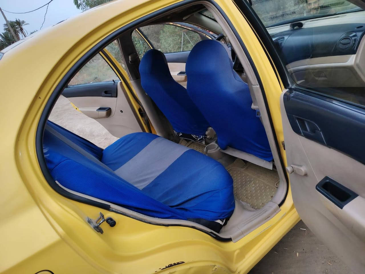 سلام عليكم 
افيو للبيع موديل 2009 شركه عامه رقم نجف سنويه 26 مصفره هيئة اوغرامات مكينه 1400بيه ضعف السعر 40 بيه مجال 
ديوانيه غماس التلفون ***********
