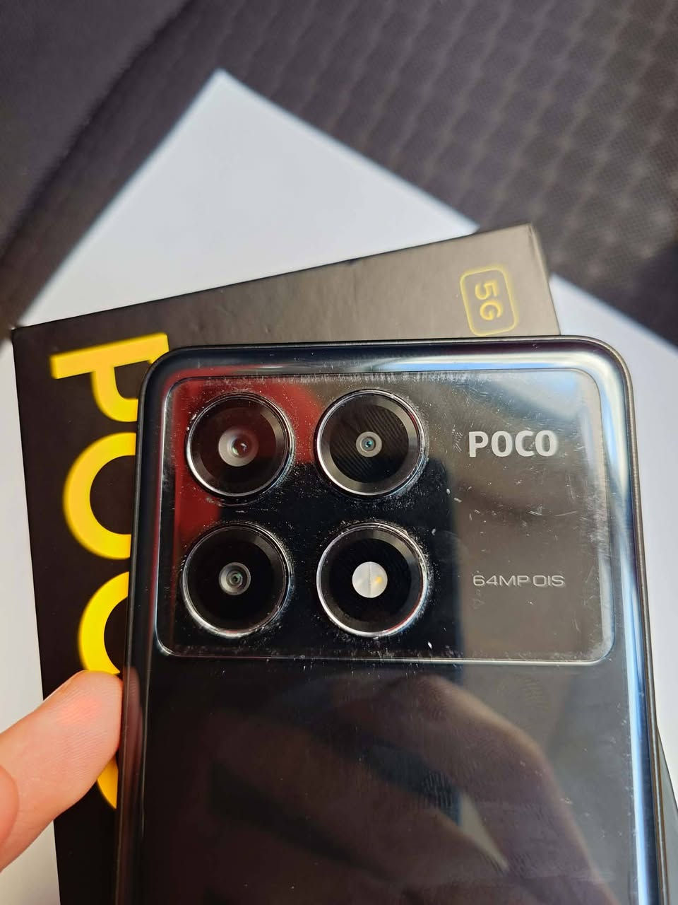 سلام عليكم بوكو x6 برو 512 /12 رام يشغل 120 بوبجي كامل هوه ملحقاته من شاحنه وكفر السعر 280 مكاني كركوك


**إذا كنت صاحب هذا الإعلان وتريد حذفه لأي سبب، رجاءا أرسل رسالة إلى الدعم الفني**