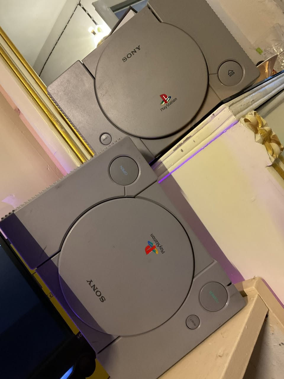 جهازين بلي وان يشتغلن كهرباء واحد يطلع صوره واحد لا سحب العدسه كلش ضعيف أبيعه ع وضعهن بدون اي ملحقات سعره ٢٥ وي توصيل


**إذا كنت صاحب هذا الإعلان وتريد حذفه لأي سبب، رجاءا أرسل رسالة إلى الدعم الفني**