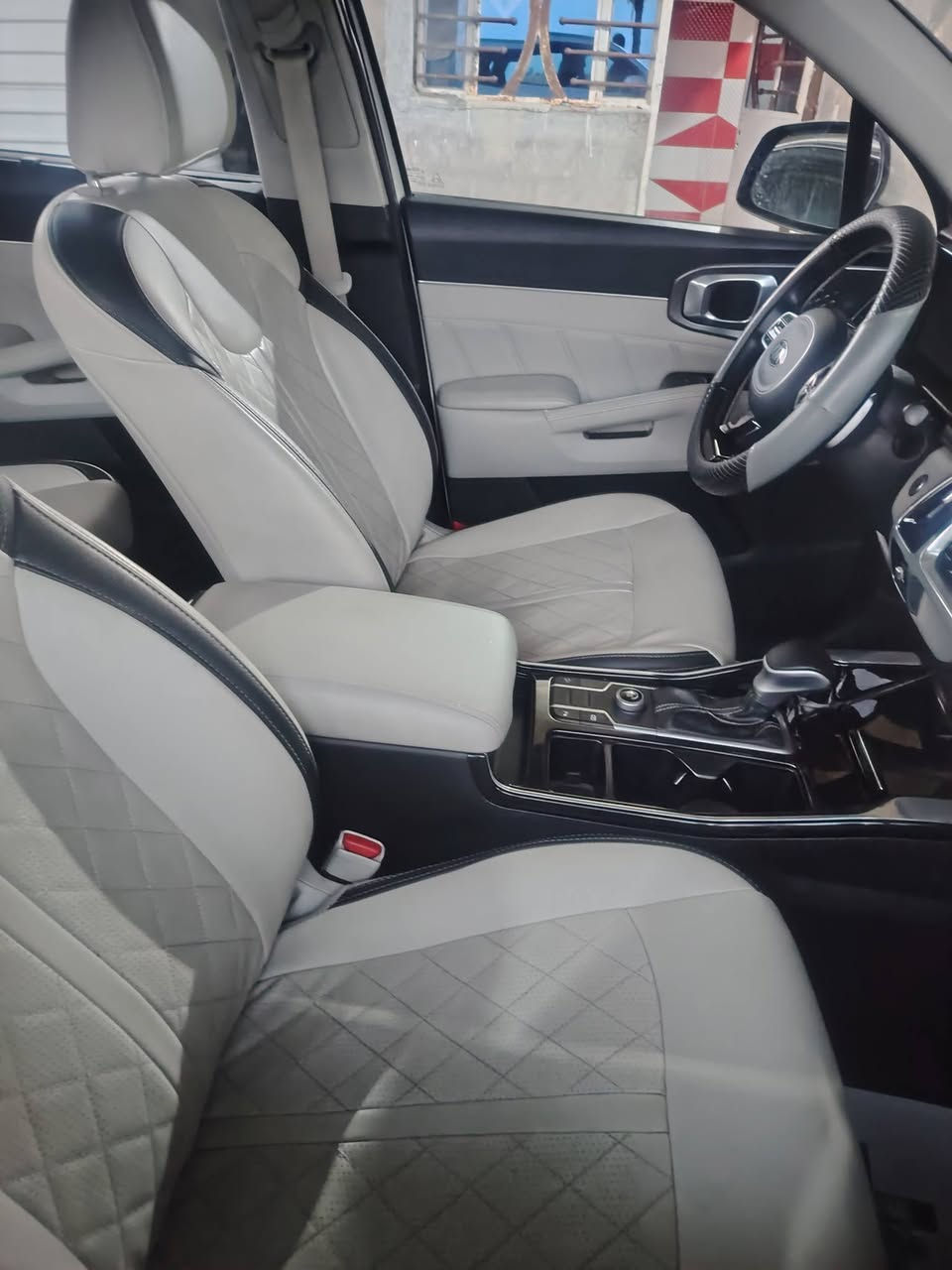 سورنتو ٢٠٢١ كفاله عده بارد بقبق الصندوك ماشيه قليل استعمال شخصي فول عدا البانوراما
ماشيه ٦٥ الف
٧راكب v6
بردات خلفيه صندوك كهرباء كراسي كهرباء فول عدا البانوراما سياره حيل جديده
سعرهه ٢٦٠ وبيهه مجال
مكانهه بغداد اليوسفيه
***********
