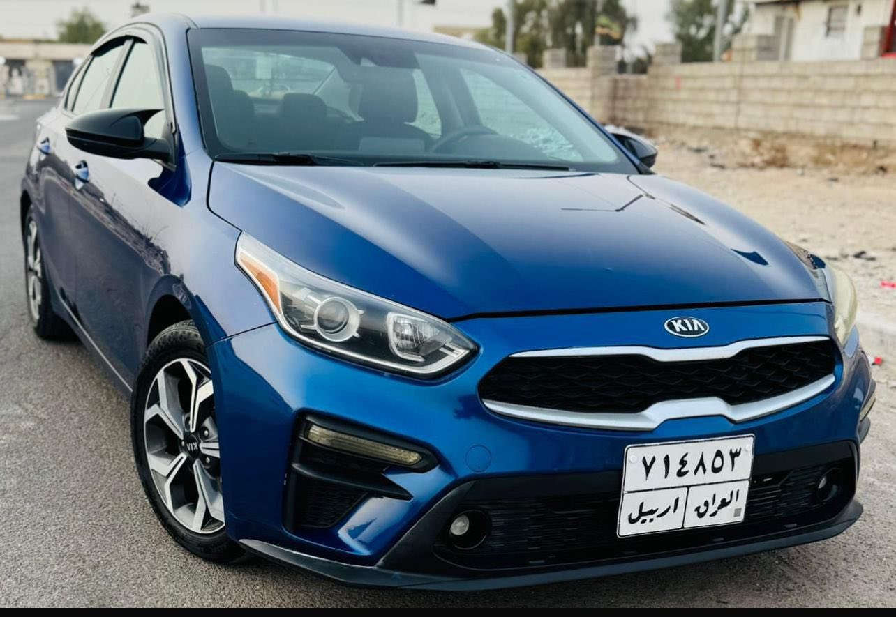 بيع سريع مستعجل            
السلام عليكم كيه فورتي 2021 
سياره نضيفه ومناقصه شي مكينه 2000 دوش 
مكفوله كير مكينه دواخل ليبل واحد السياره كله 
ماشيه 75 ميل نص مواصفات السعر 135 وبيه مجال بصيط بسم شركه تحويل وكاله مضمون 
اني عدي بيه وكاله بسمي 
مكاني بغداد الحسينية ***********@
