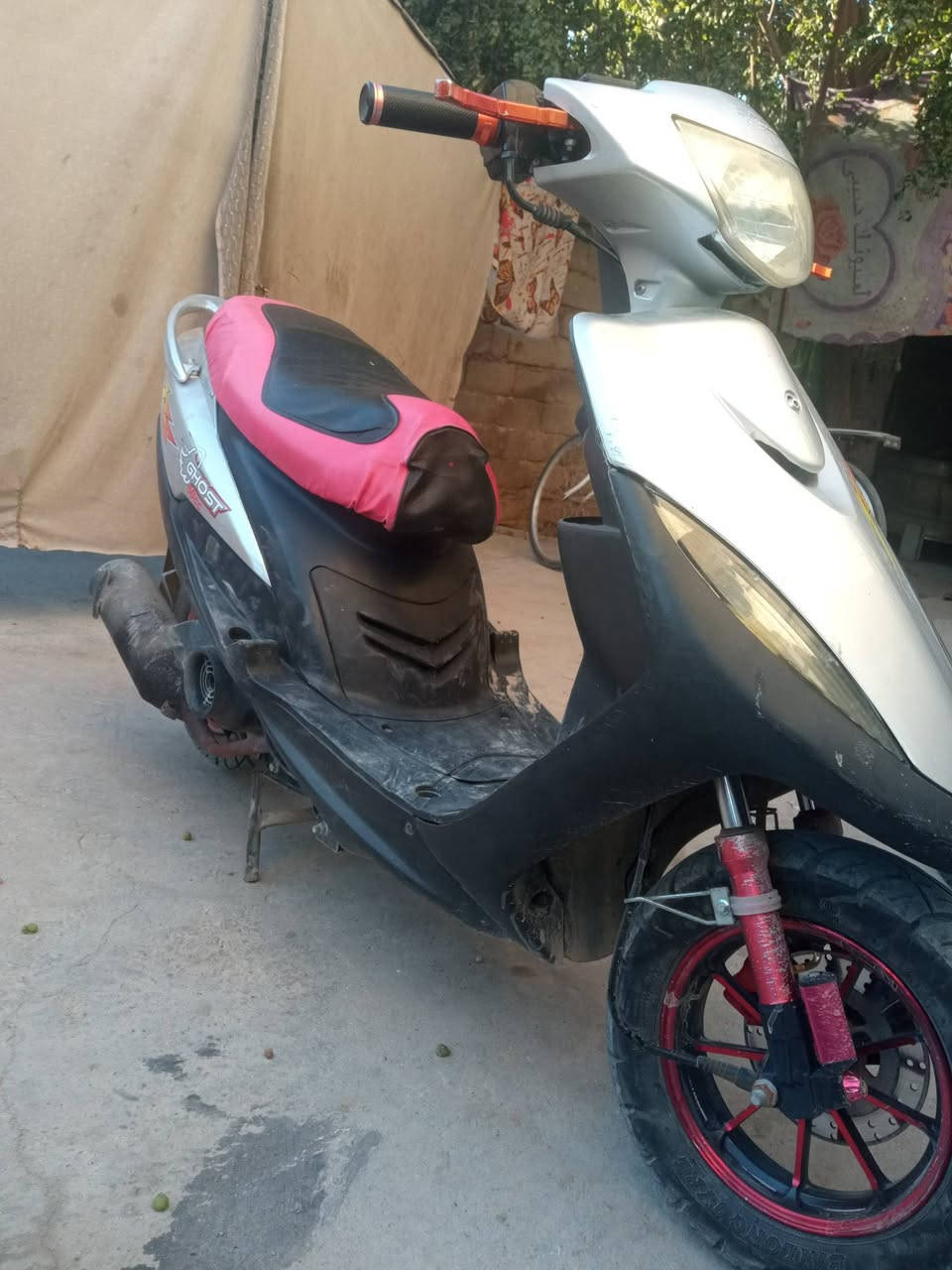 سلام عليكم دراجه حلوه سرع ومعدل وشلعه فول مواصفات فولل للبيع دراجه ما كايمه ولا مره شغاله بس سلف تشتغغل والهندر يخرط والعداد مو مالته الصلي السعر تسعميه وبيه مجال مفتوح الفيس


**إذا كنت صاحب هذا الإعلان وتريد حذفه لأي سبب، رجاءا أرسل رسالة إلى الدعم الفني**